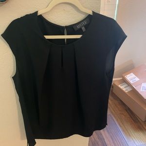Kasper Sleeveless blouse